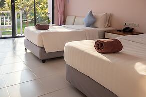Xanadu Beach Resort