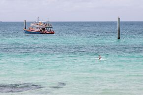 Xanadu Beach Resort