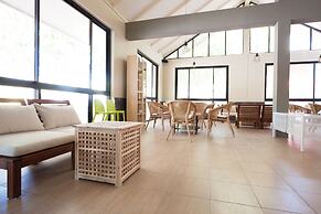 Xanadu Beach Resort