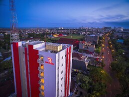 Monoloog Hotel Makassar