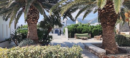 Smaragdi Hotel