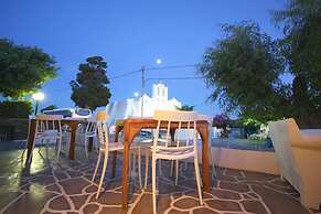 Smaragdi Hotel