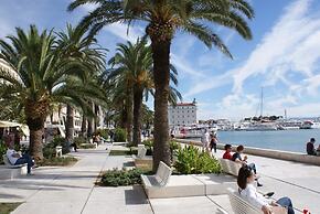 Beachfront Apartmants Zanic