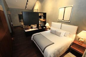Uvence Arte + Hotel