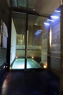 Uvence Arte + Hotel