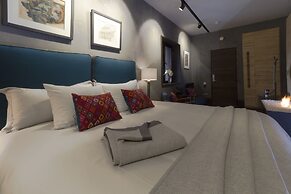 Uvence Arte + Hotel