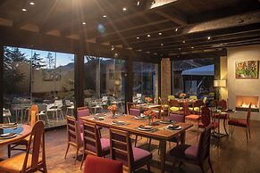 Uvence Arte + Hotel