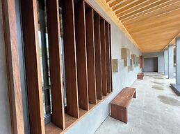 Uvence Arte + Hotel