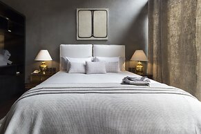 Uvence Arte + Hotel