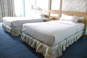 Diamond River Ping Petch-Ngam Hotel