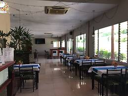 Elixir Hotel and Serviced Apartments