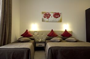 Ara Pacis Inn