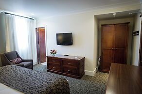 Hume Hotel & Spa