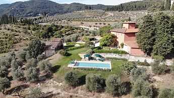Casa Villa Rentals by Torre a Cona