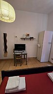 Meltin' Rome Guesthouse