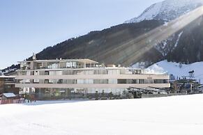 Hotel Arlmont