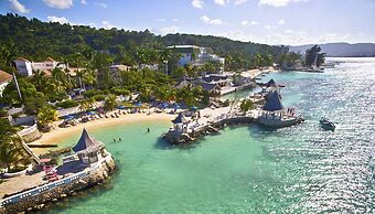 SeaGarden Beach Resort - All Inclusive