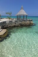 SeaGarden Beach Resort - All Inclusive