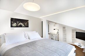 Nuru Ziya Residence