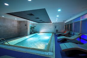 Grand S Hotel