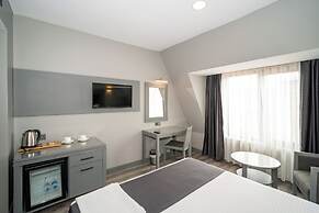 Grand S Hotel