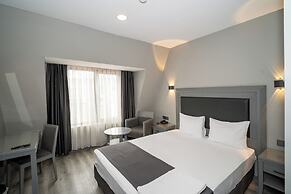 Grand S Hotel