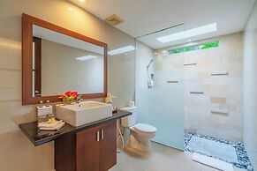 Swiss-Belvillas Umalas
