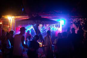 Sabaii Bay Resort