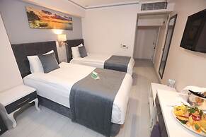 Skalion Hotel
