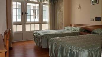Hotel LARRY