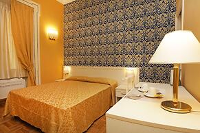 DG Prestige Room