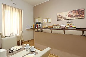DG Prestige Room