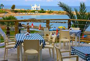 Myroandrou Beach Apartments