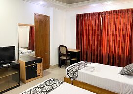 Hotel Tropical Daisy