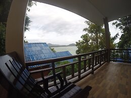 Moon Beach Resort