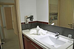 Daniel Luxury Apartments