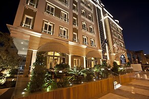Zubarah Hotel