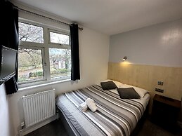 Gainsborough Lodge