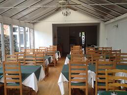 Gainsborough Lodge