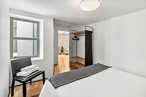 B.Places Apartments
