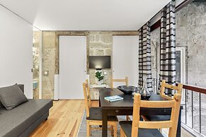 B.Places Apartments