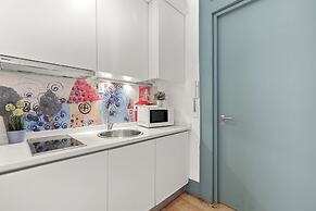 B.Places Apartments