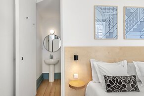 B.Places Apartments