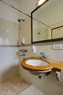 Hotel Accord Mumbai