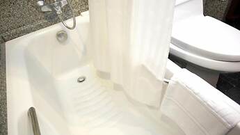 Majestic Suites