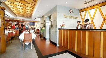 Majestic Suites