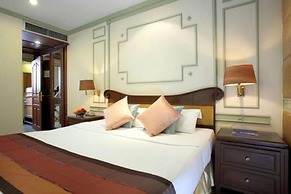 Majestic Suites