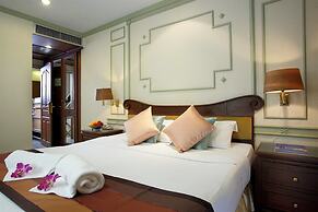 Majestic Suites