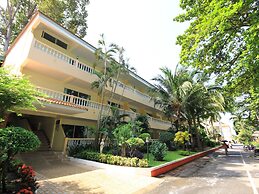 Twin Palms Resort