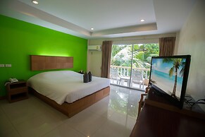 Twin Palms Resort